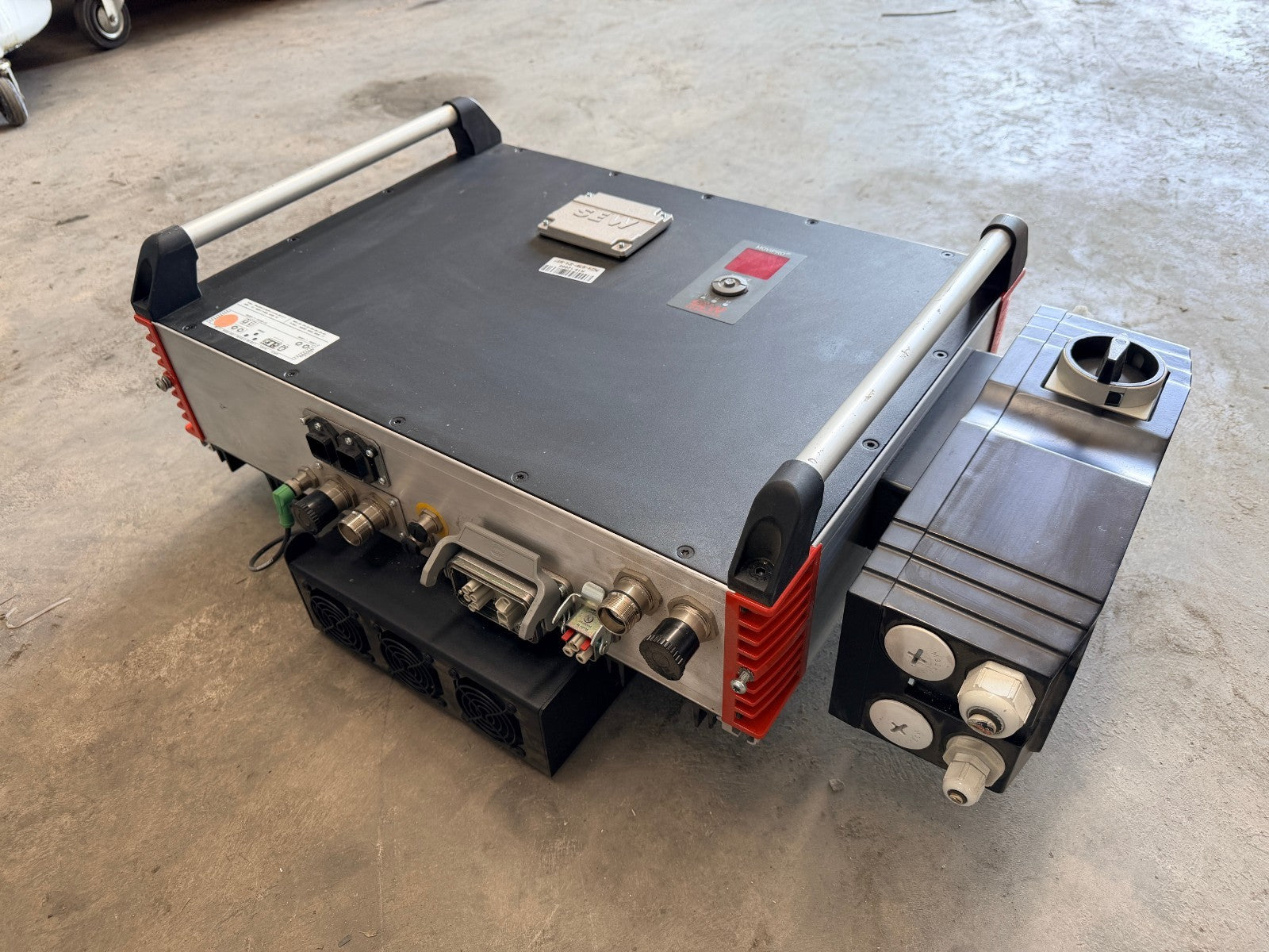 SEW EURODRIVE	PHC22A-A150M1-E21A-00-/S11
