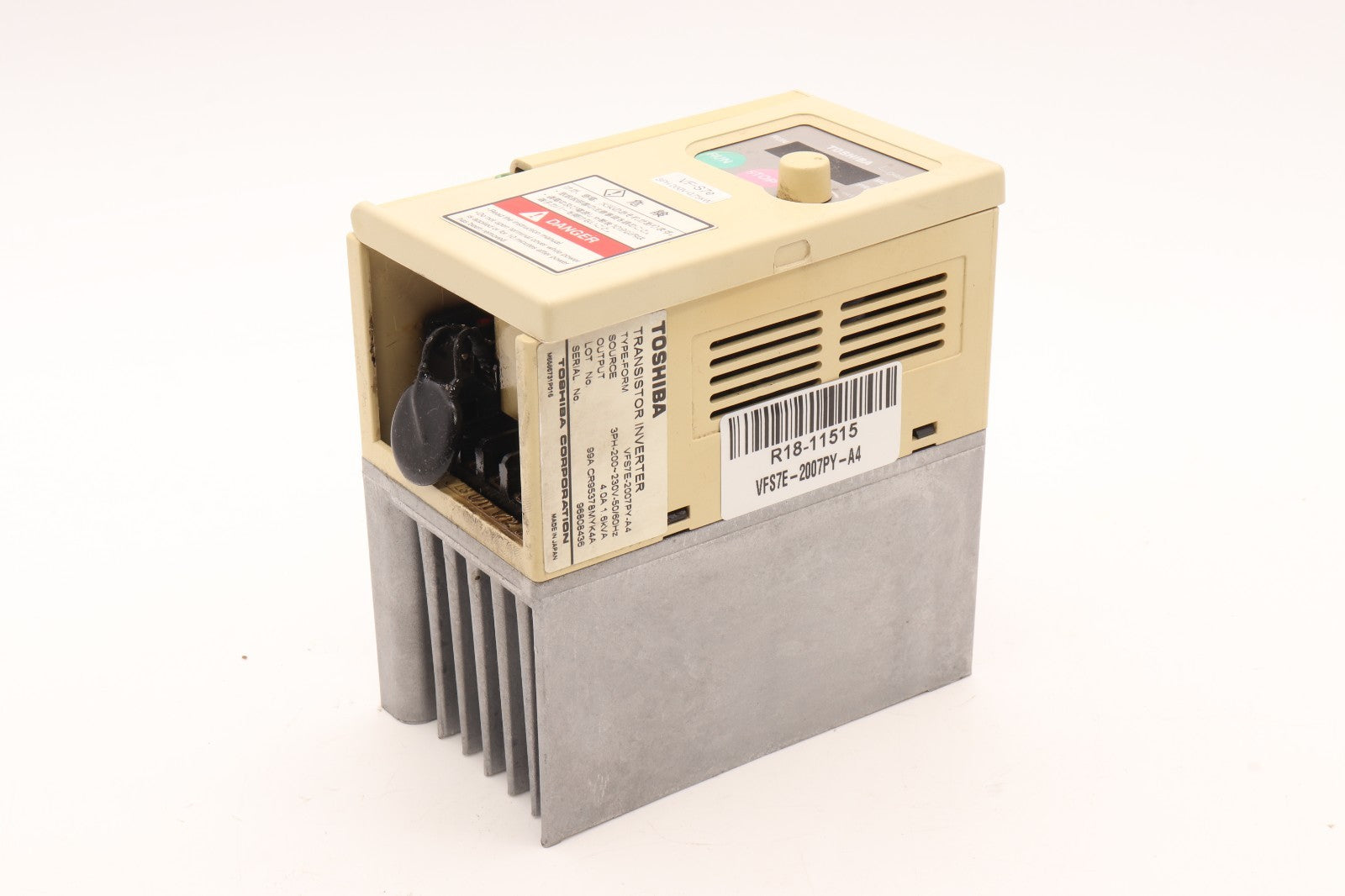 TOSHIBA	VFS7E-2007PY-A4	TRANSISTOR INVERTER