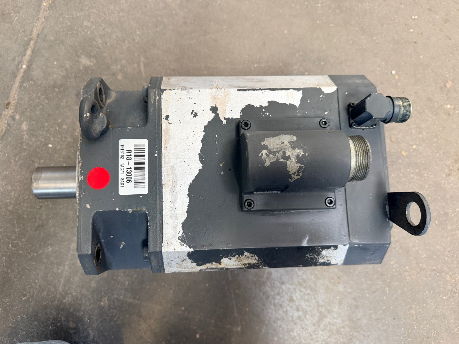 SIEMENS	3 PHASE PERMANENT MAGNET MOTOR	1FT6102-1AC71-3AG1