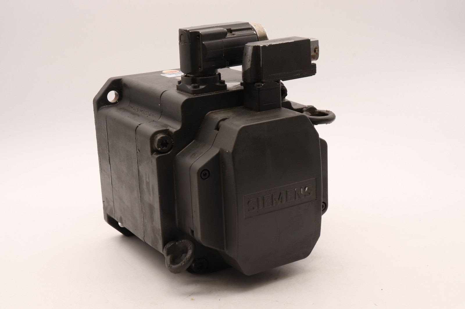 SIEMENS	3 PHASE MOTOR	1FK7101-5AF71-1FG3