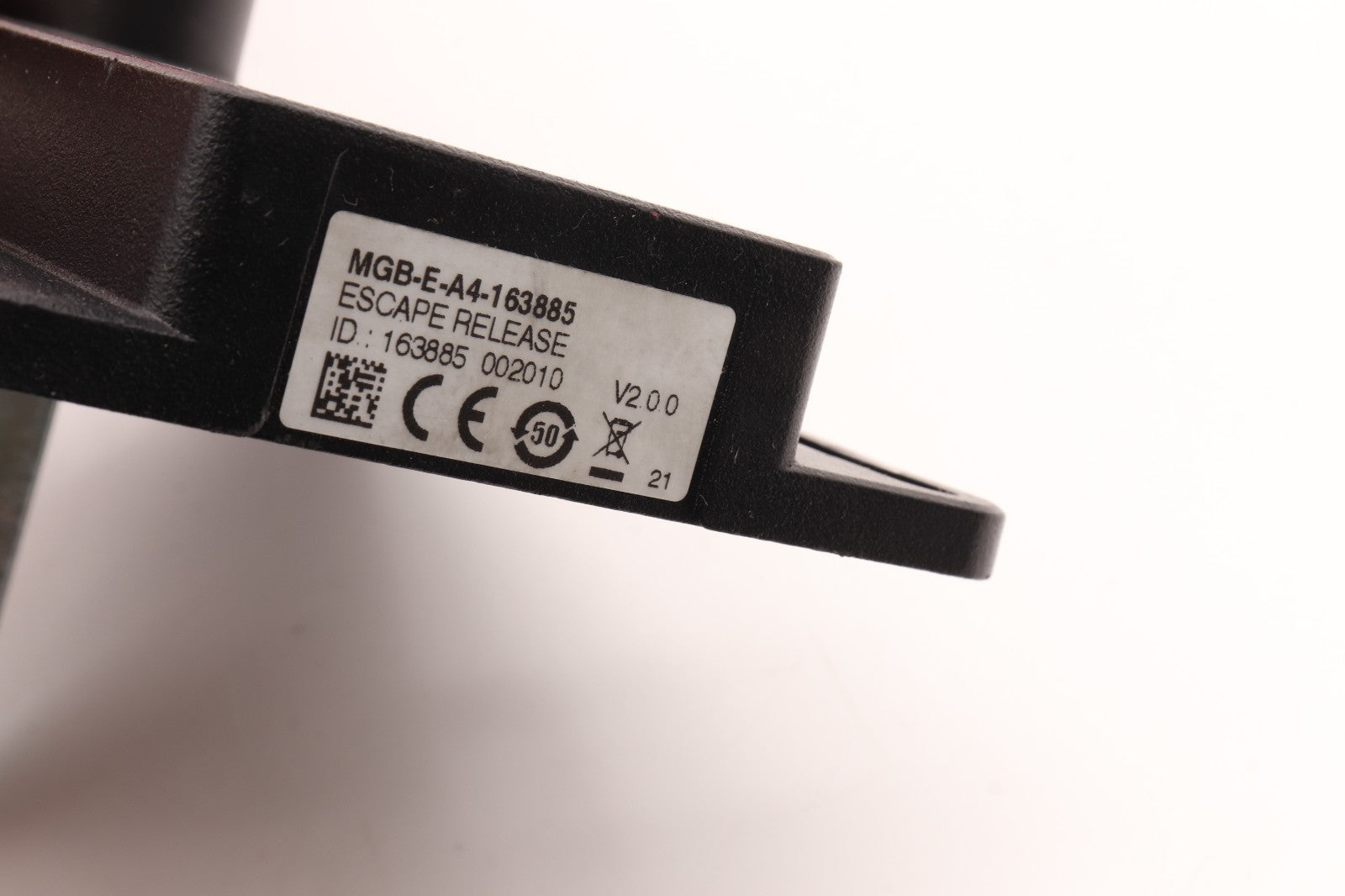 EUCHNER	MGB-E-A4-163885	ESCAPE RELEASE