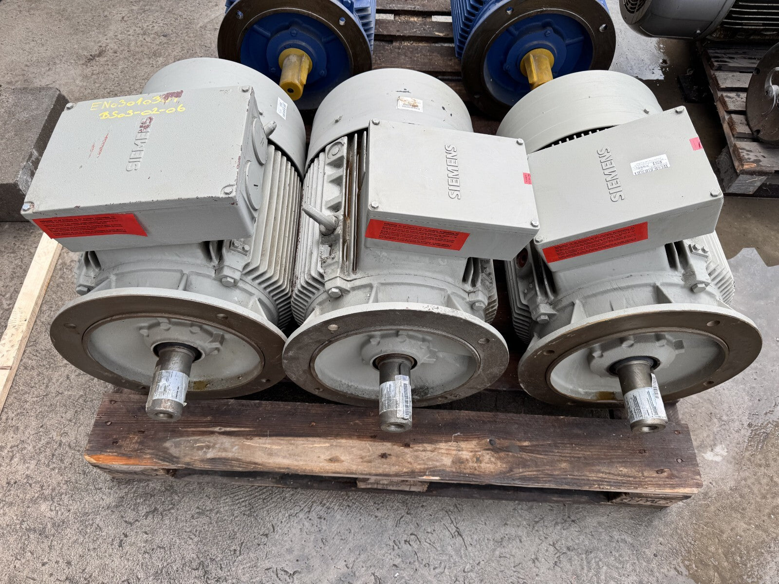 Siemens 	1lg4 207-4aa61-z