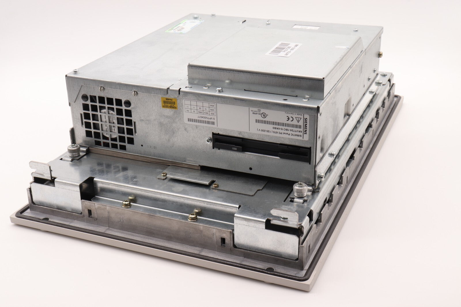 SIEMENS SIMATIC PANEL PC 670 + TOUCH DISLPAY	6AV7724-1BC10-0AB0