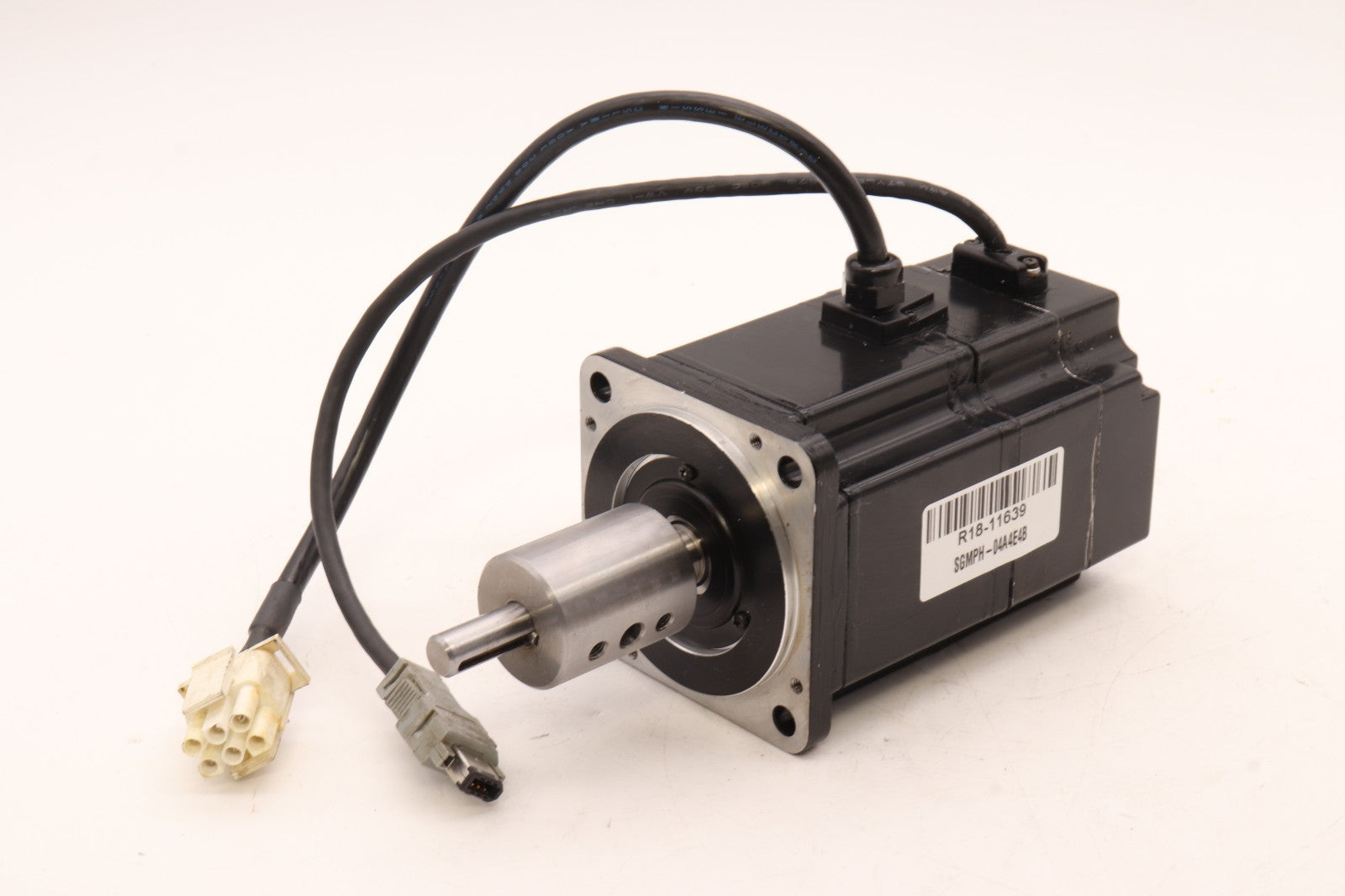 YASKAWA	AC SERVO MOTOR  SGMPH-04A4E4B