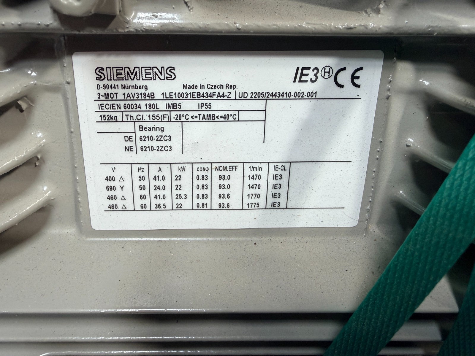 SIEMENS	1AV3184B  1LE10031EB434FA4-Z	UD 2205/2443410-002-001