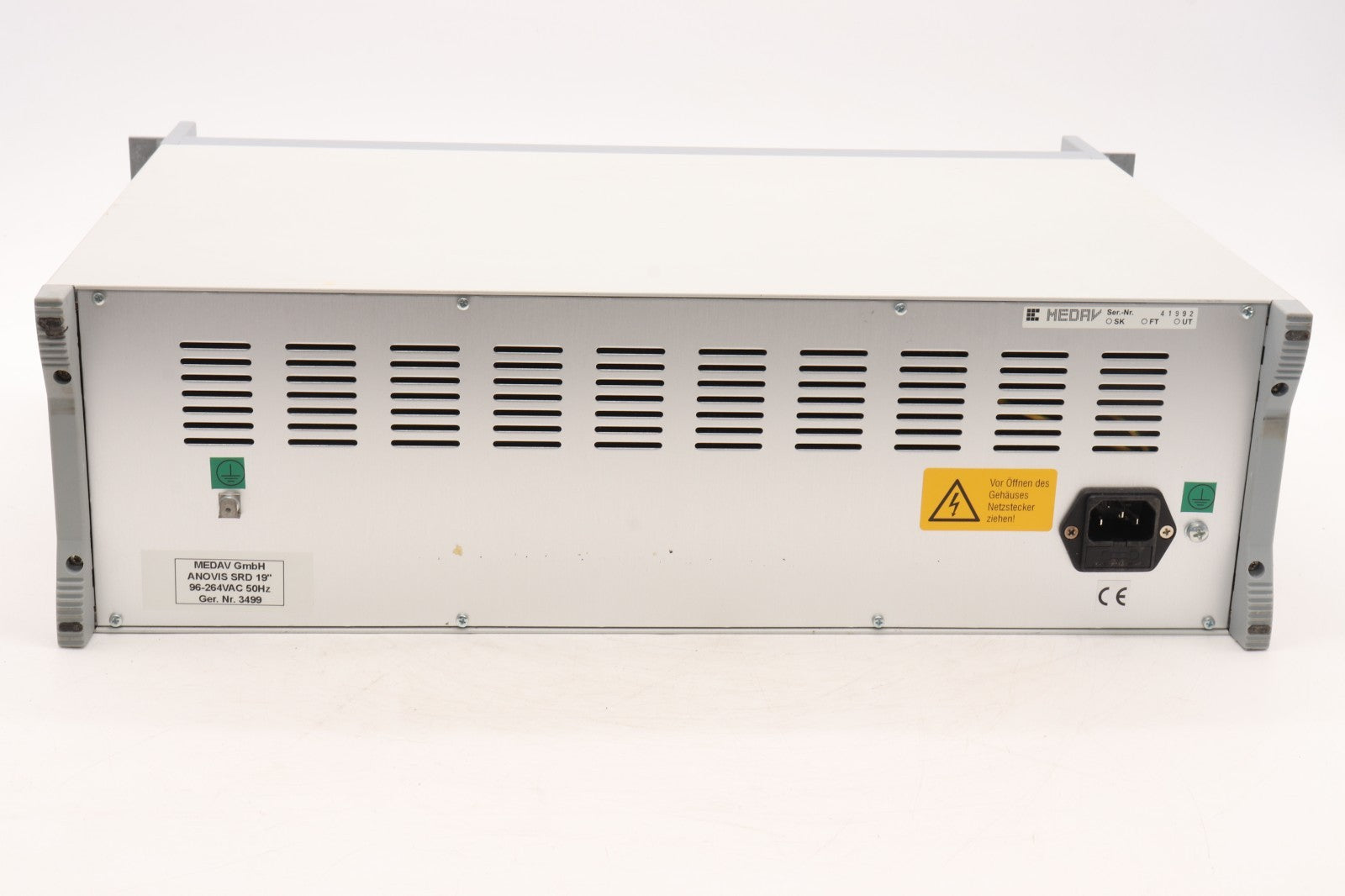 MEDAV  GMBH	ANOVIS SRD 19" GER. NR. 3499