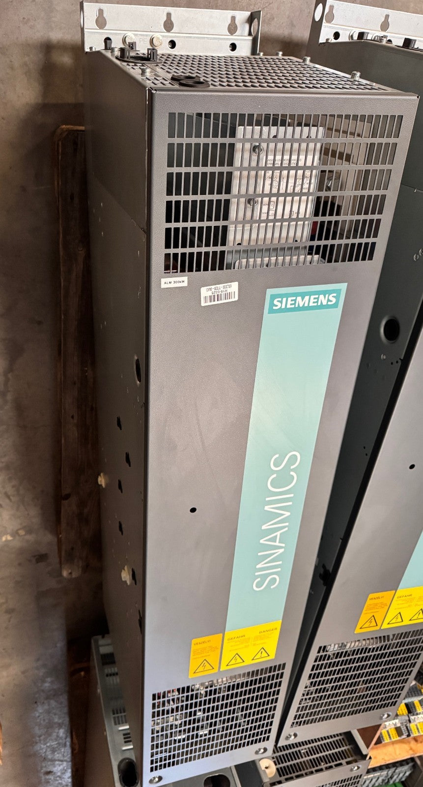 SIEMENS SINAMICS ACTIVE LINE MODULE 6SL3330-7TE35-0AA3  R18-9325