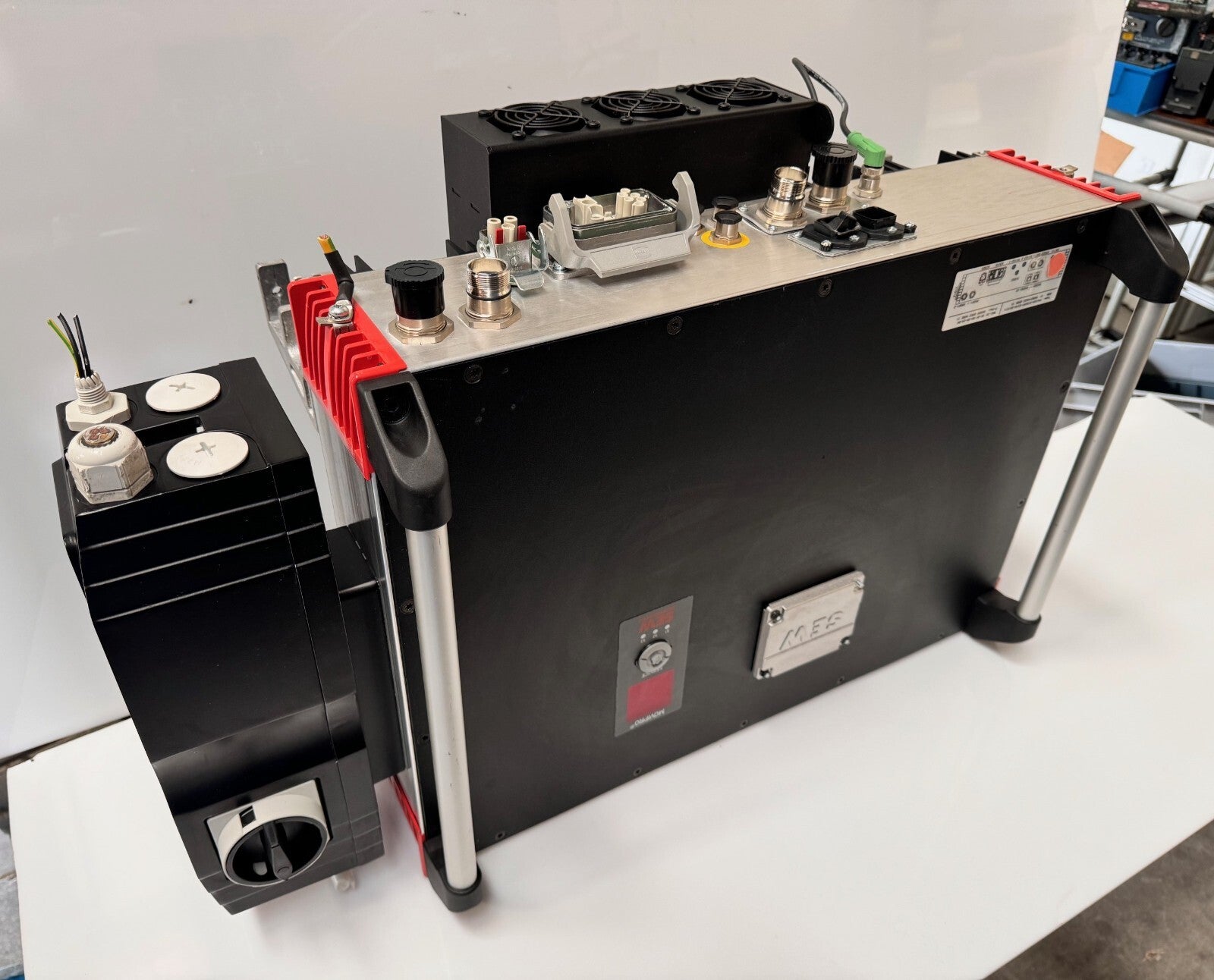 SEW EURODRIVE FIELD INVERTER PHC22A-A150M1-E21A-00/S11 S0# 01.1848214422.005.13