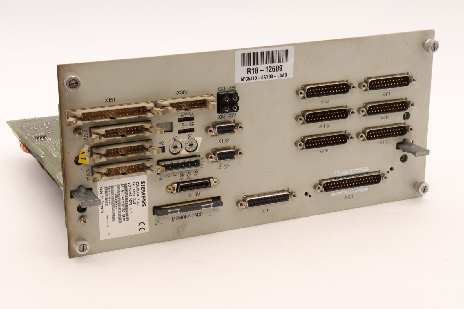SIEMENS	SINUMERIK 810D CPU 810D CCU3	6FC5410-0AY03-0AA0