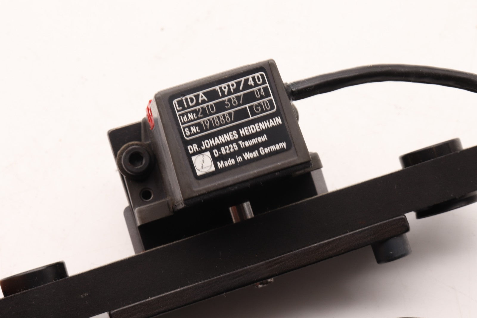 HEIDENHAIN	LIDA 19P/40	ID.NR: 210 387 04