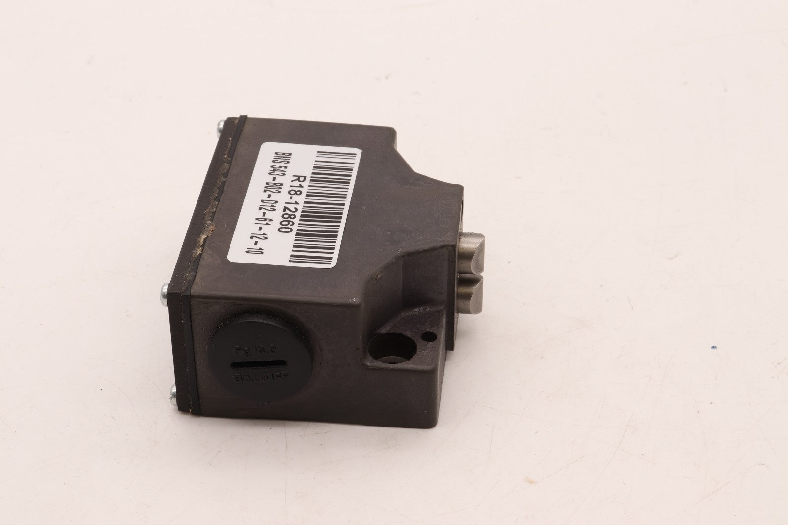 BALLUFF	BNS 543-B02-D12-61-12-10