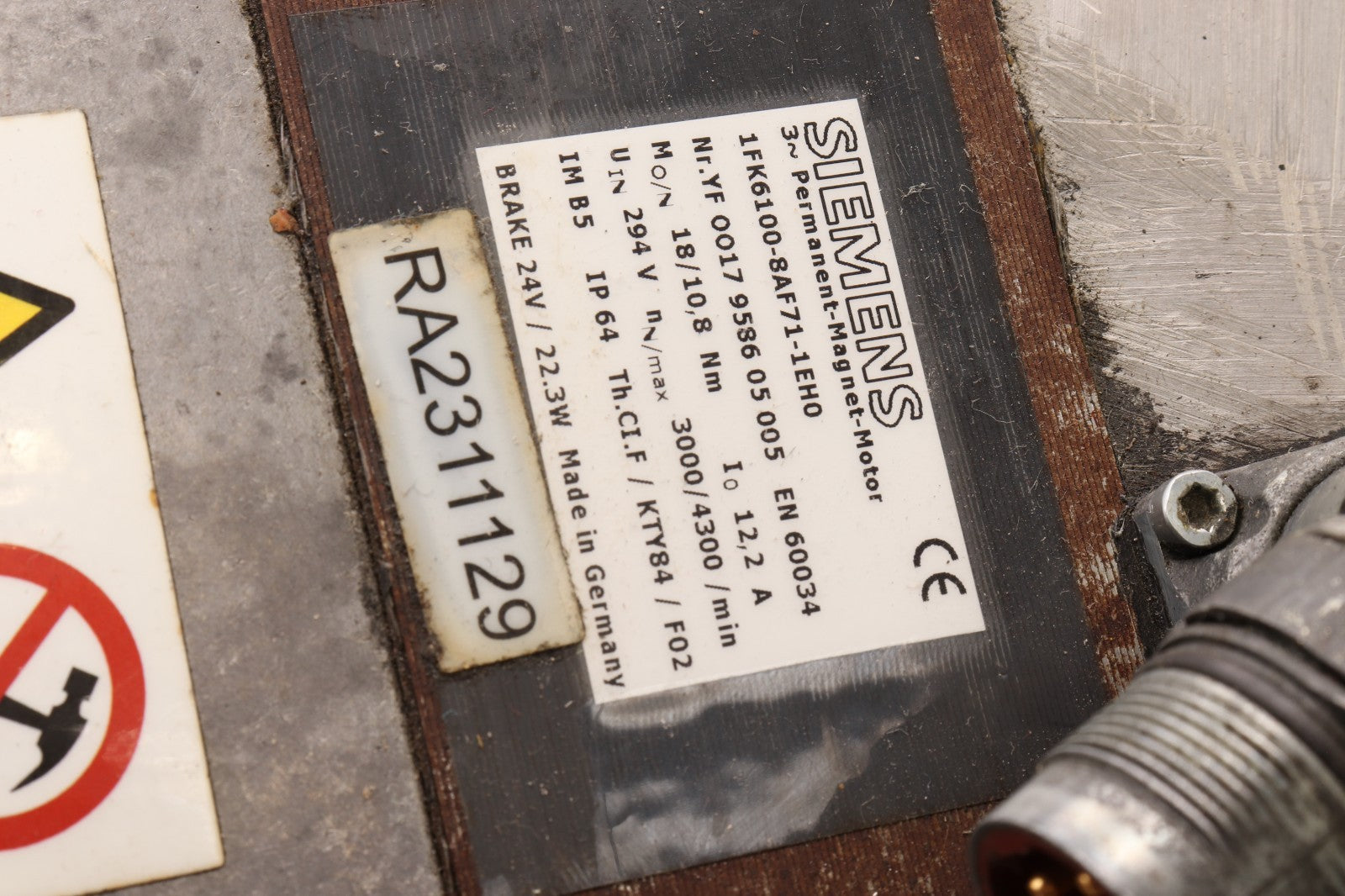 SIEMENS	3 PERMANENT MAGNET MOTOR	1FK6100-8AF71-1EH0