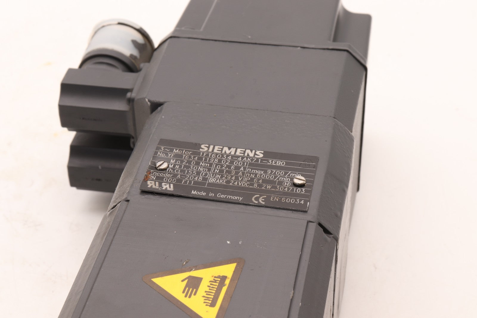 SIEMENS	3 PHASE MOTOR 	1FT6034-4AK71-3EB0