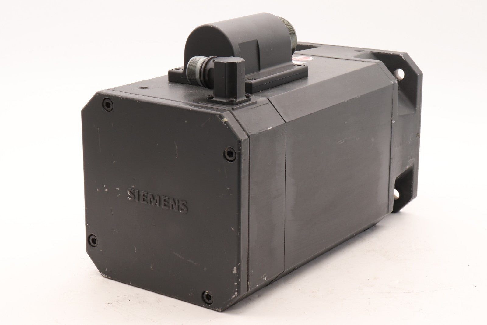 SIEMENS	3 PHASE BRUSHLESS SERVO MOTOR	1FT6084-8AC71-4EG1