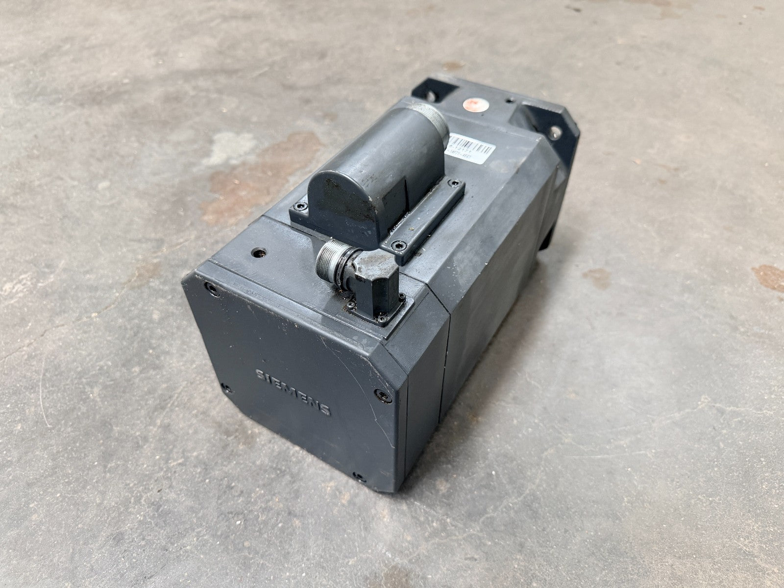 SIEMENS	1FT6084-1AF71-4EG1