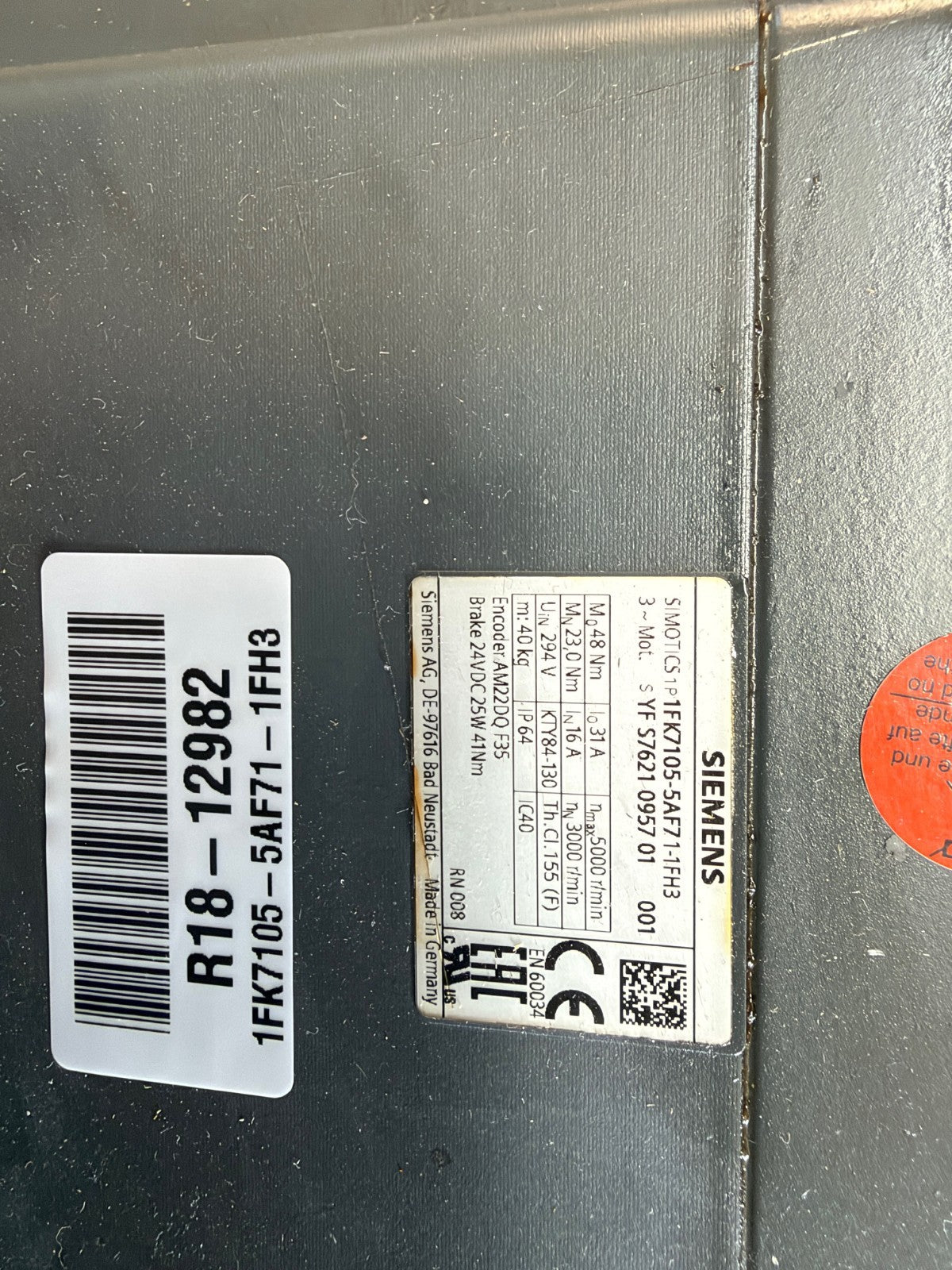 SIEMENS	3 PHASE MOTOR	1FK7105-5AF71-1FH3