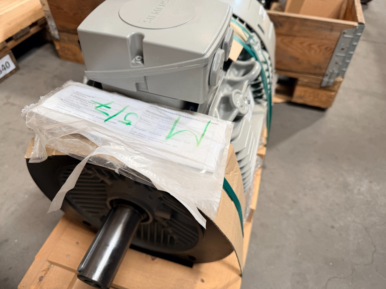 SIEMENS	1AV3184B  1LE10031EB434FA4-Z	UD 2205/2443410-002-001