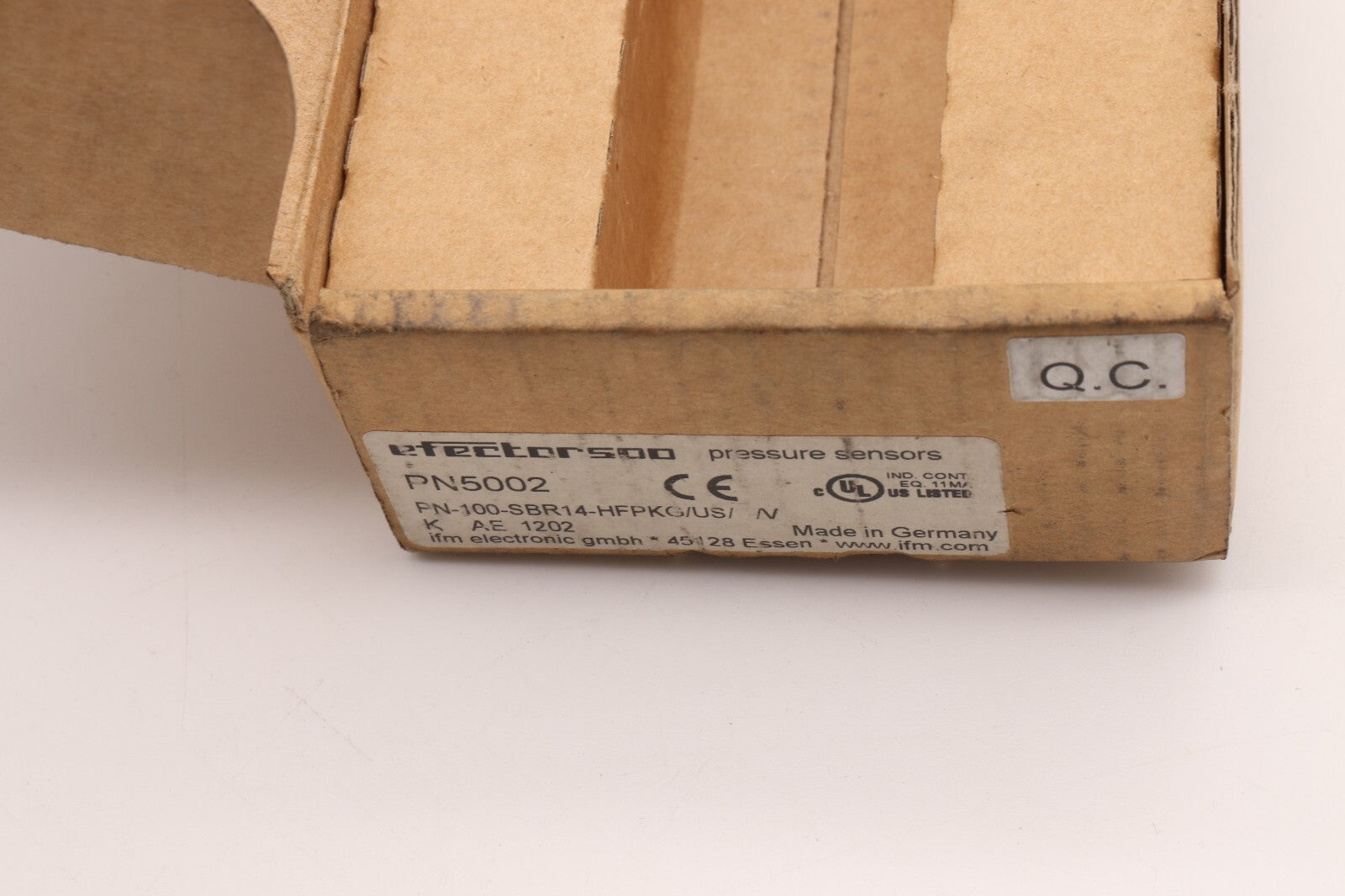 IFM	PRESSURE SENSOR	PN5002