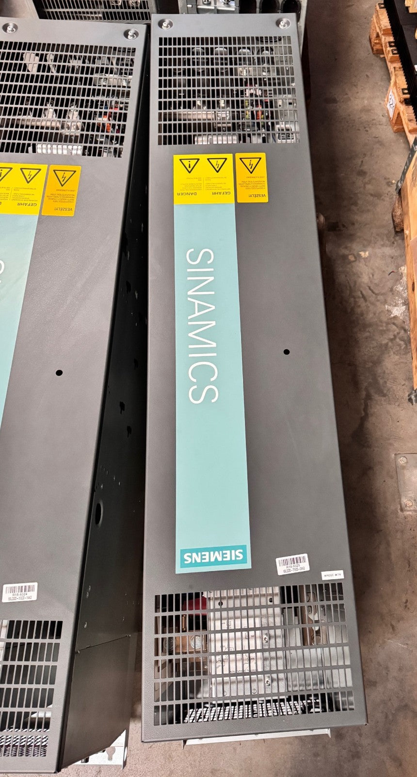 SIEMENS SINAMICS ACTIVE LINE MODULE 6SL3330-7TE35-0AA3  R18-9325