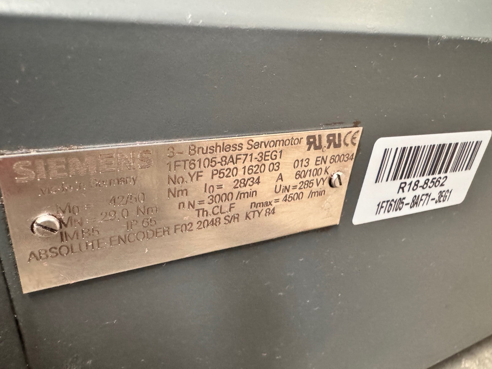 SIEMENS	3 PHASE BRUSHLESS SERVOMOTOR	1FT6105-8AF71-3EG1