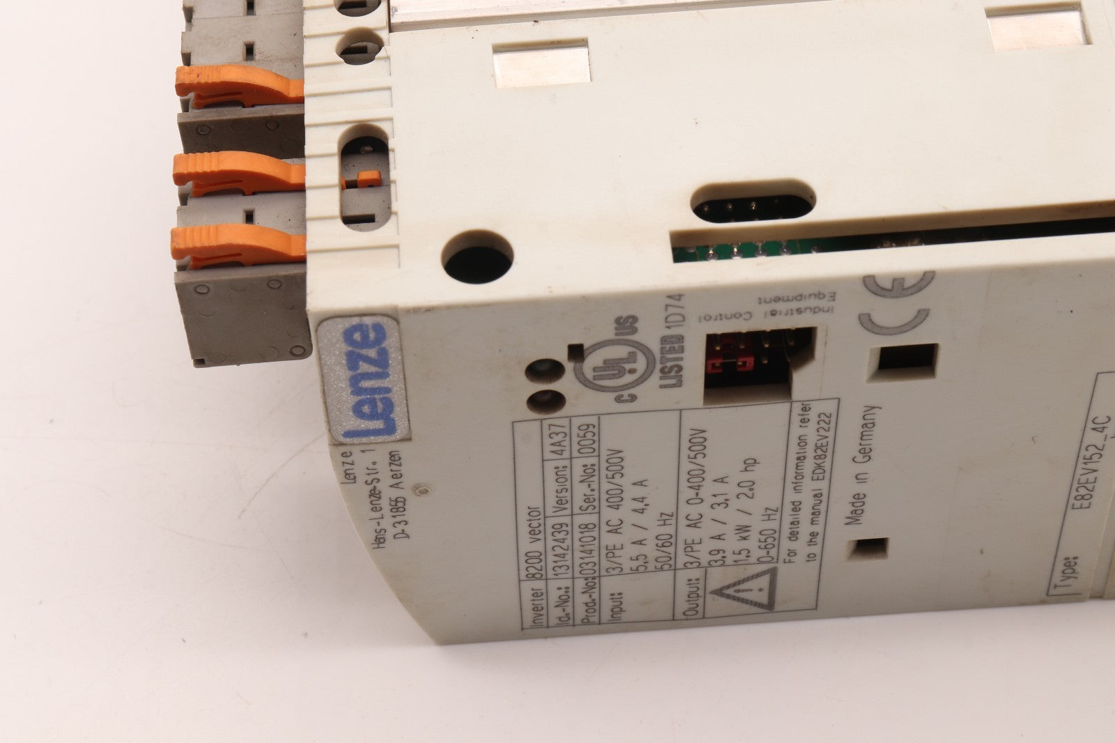 LENZE	INVERTER 8200 VECTOR	E82EV152 4C