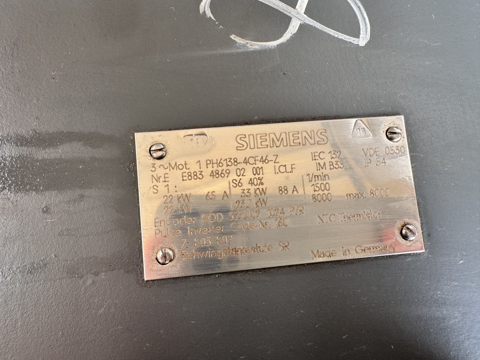 Siemens	1ph6138-4cf46-z